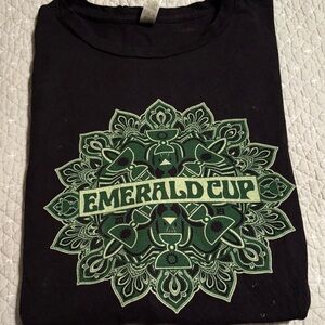 Emerald Cup Black and Green Men's Short Sleeve Tee